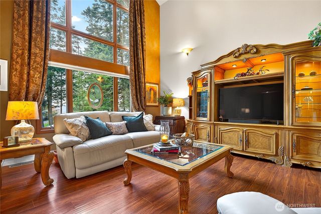 4141 Edith Point Road, Anacortes, WA 98221