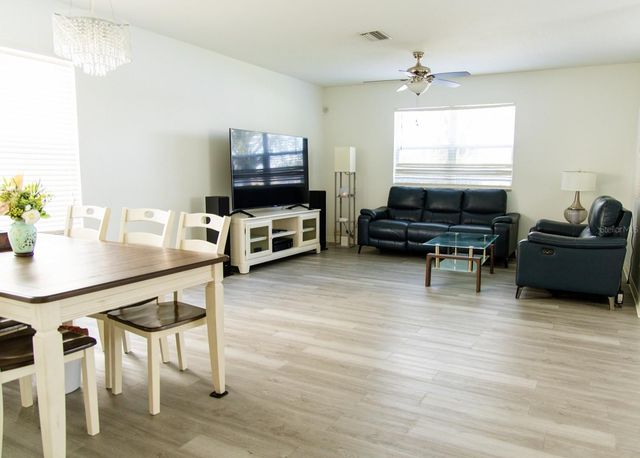 7951 CARRIAGE POINTE DRIVE, Gibsonton, FL 33534