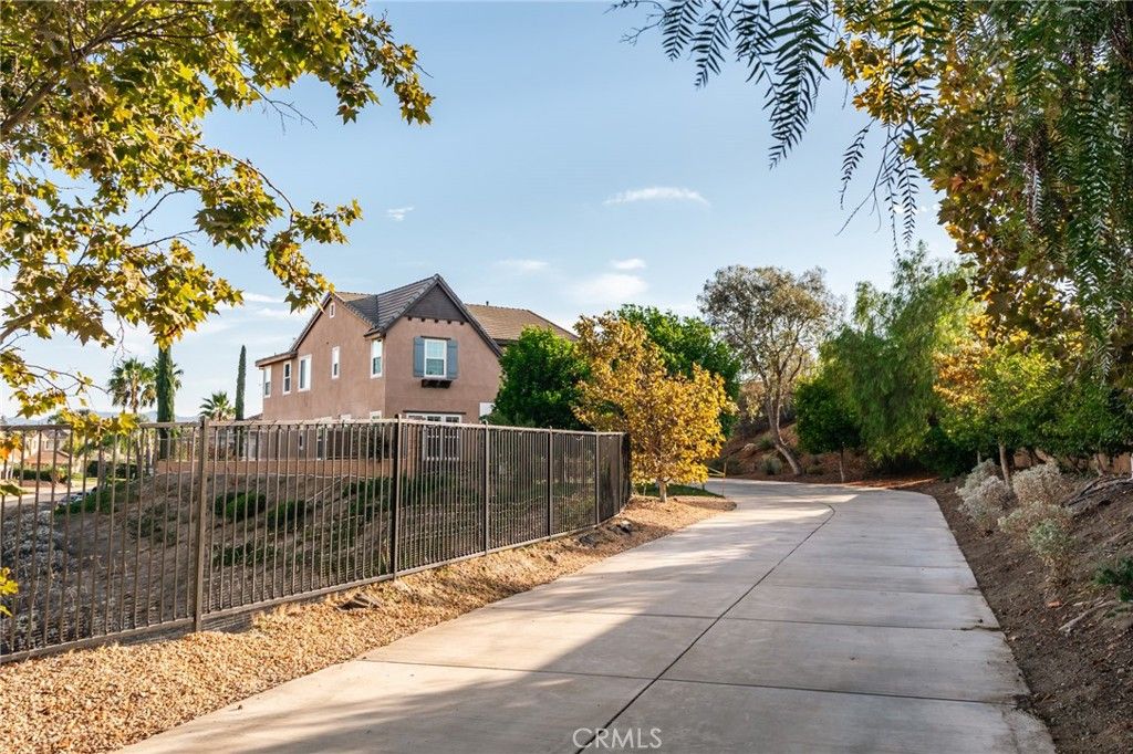 16991 Hidden Trails, Riverside, CA 92503 — photo 4