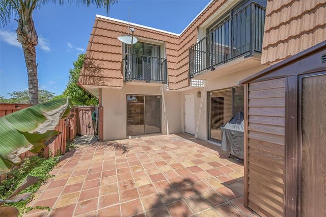 2916 SW 12th Street 2916, Deerfield Beach, FL 33713