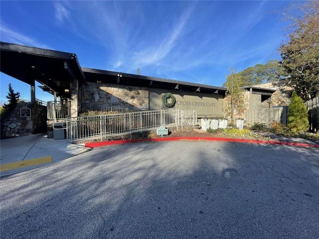 2 Chaumont NW Square, Atlanta, GA 30327