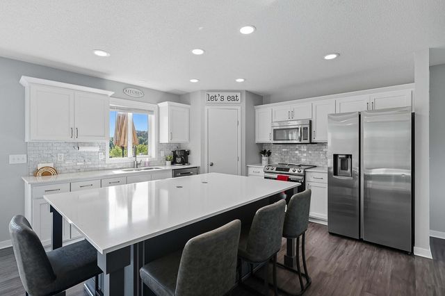 21635 173rd Street NW, Big Lake Twp, MN 55309