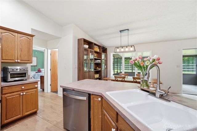 332 Skinner Drive, Trotwood, OH 45426