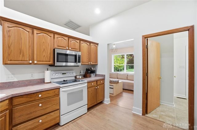 332 Skinner Drive, Trotwood, OH 45426