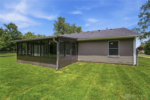 332 Skinner Drive, Trotwood, OH 45426