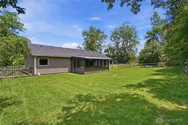 332 Skinner Drive, Trotwood, OH 45426