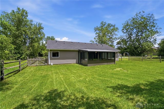 332 Skinner Drive, Trotwood, OH 45426