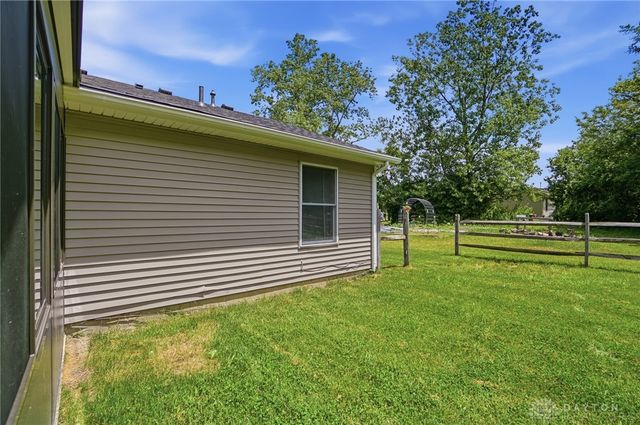 332 Skinner Drive, Trotwood, OH 45426