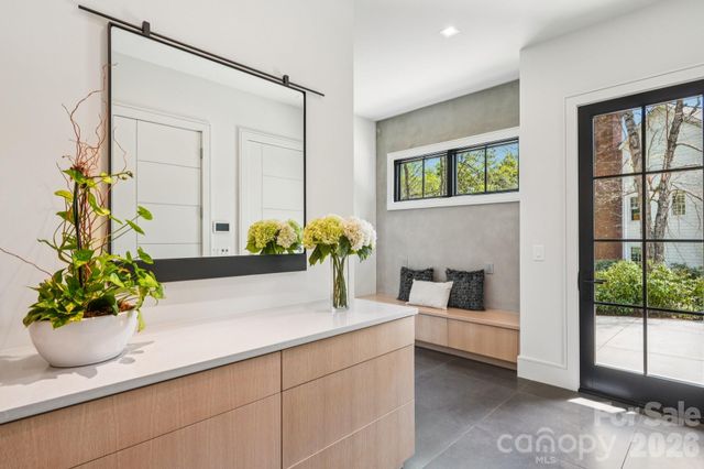 2103 Cortelyou Road, Charlotte, NC 28211