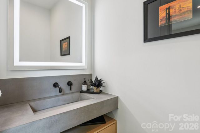 2103 Cortelyou Road, Charlotte, NC 28211