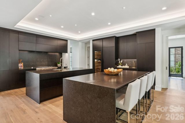 2103 Cortelyou Road, Charlotte, NC 28211