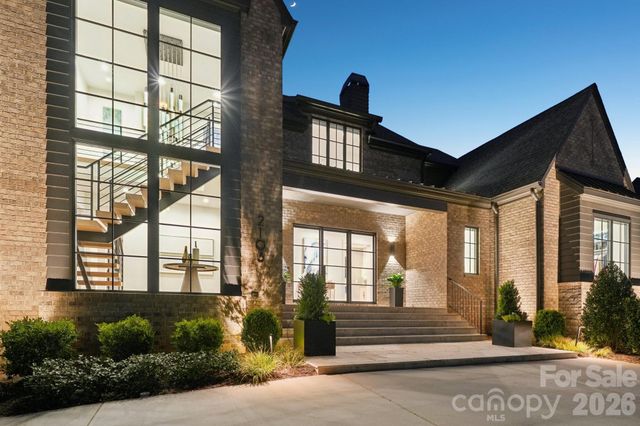 2103 Cortelyou Road, Charlotte, NC 28211