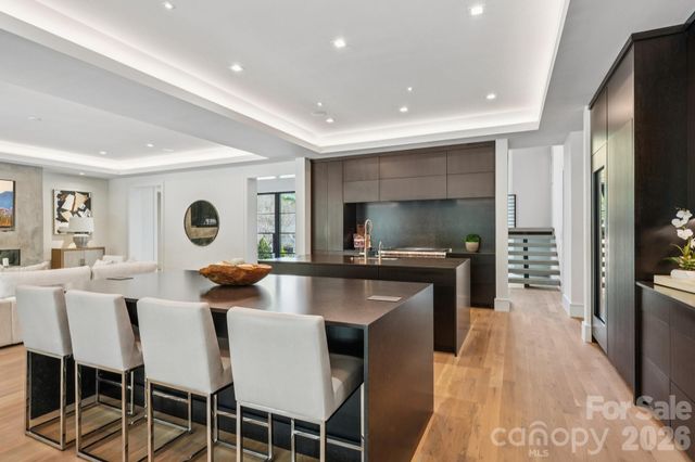 2103 Cortelyou Road, Charlotte, NC 28211