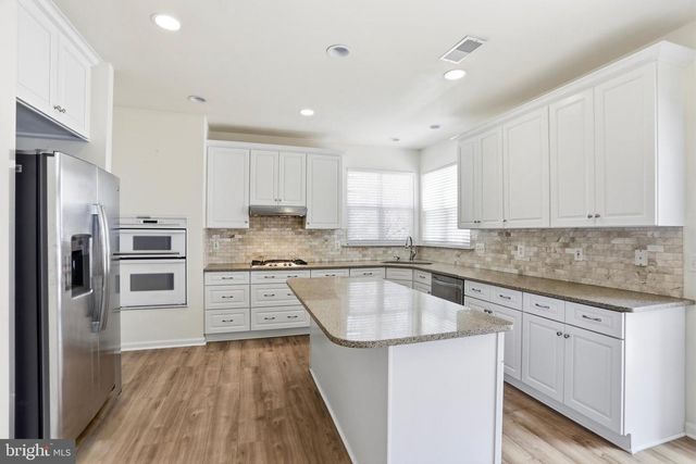 46733 HOLLOW MOUNTAIN PL, Sterling, VA 20164