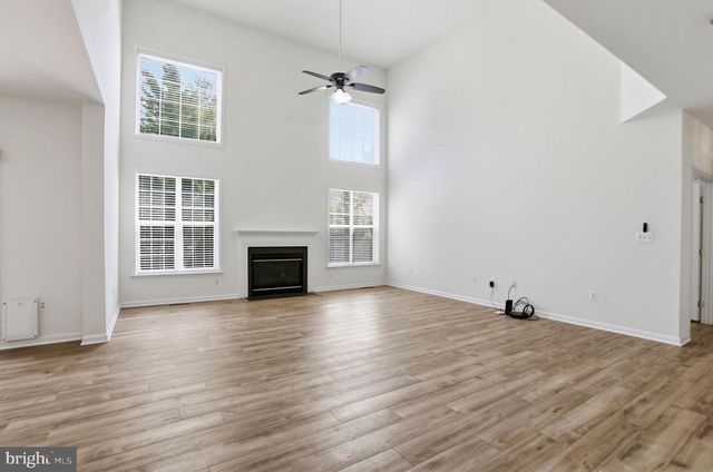 46733 HOLLOW MOUNTAIN PL, Sterling, VA 20164