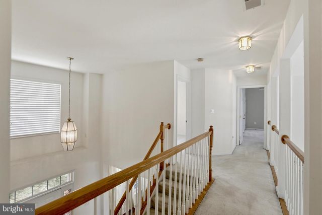 46733 HOLLOW MOUNTAIN PL, Sterling, VA 20164