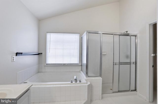 46733 HOLLOW MOUNTAIN PL, Sterling, VA 20164