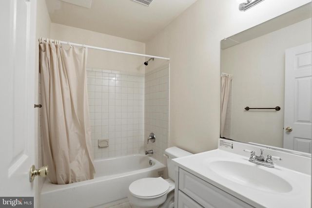 46733 HOLLOW MOUNTAIN PL, Sterling, VA 20164