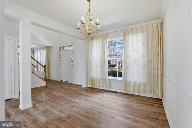 46733 HOLLOW MOUNTAIN PL, Sterling, VA 20164