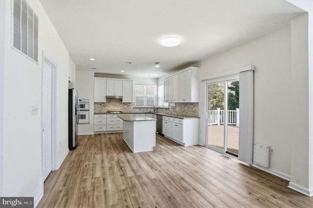 46733 HOLLOW MOUNTAIN PL, Sterling, VA 20164