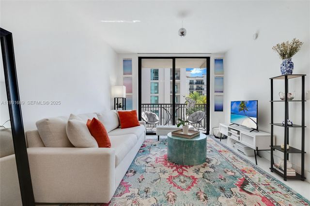 301 Altara Ave 509, Coral Gables, FL 33146