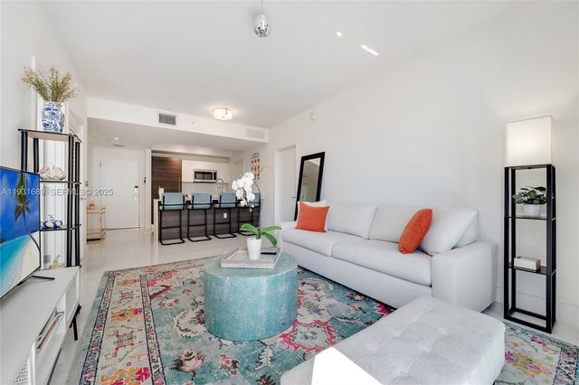 301 Altara Ave 509, Coral Gables, FL 33146