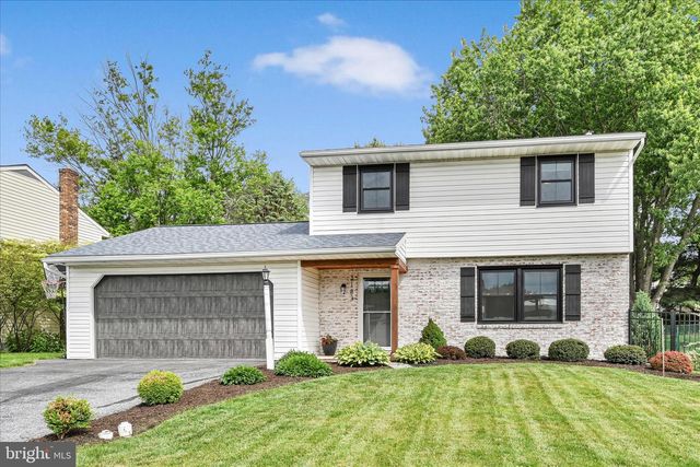 3183 THORNAPPLE DR, Lancaster, PA 17601