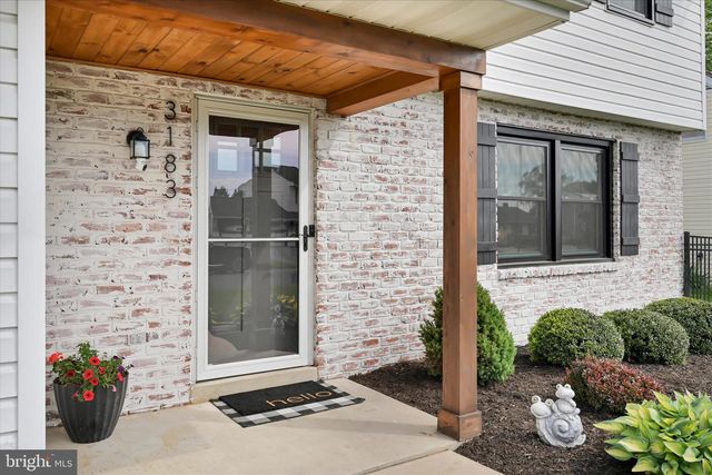 3183 THORNAPPLE DR, Lancaster, PA 17601