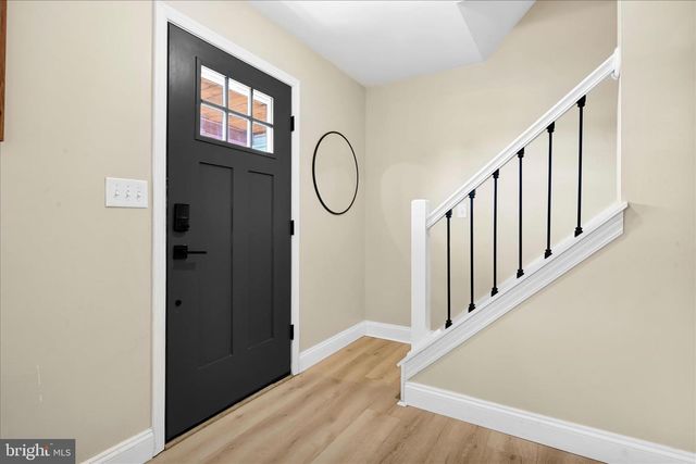 3183 THORNAPPLE DR, Lancaster, PA 17601