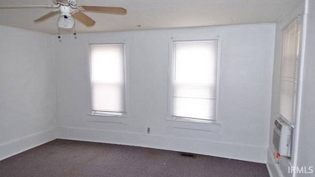 208 S 10th Street, Vincennes, IN 47591