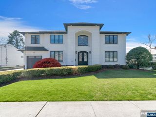 183 Oak Avenue, River Edge, NJ 07661