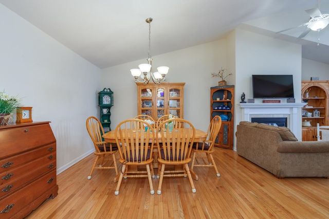 2A Taunton Lane, Hudson, NH 03051