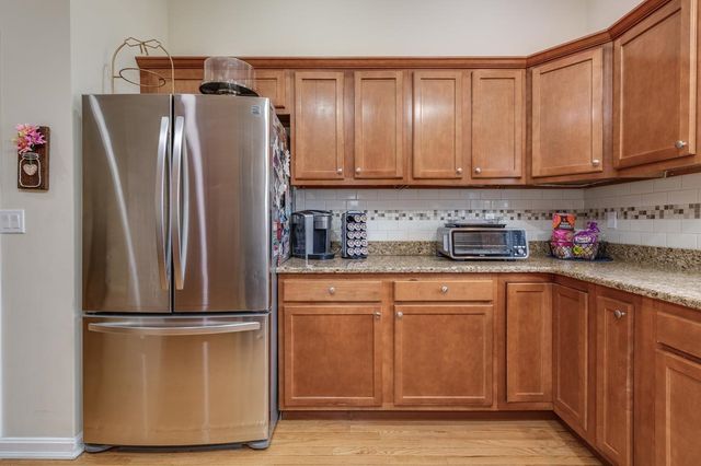 2A Taunton Lane, Hudson, NH 03051