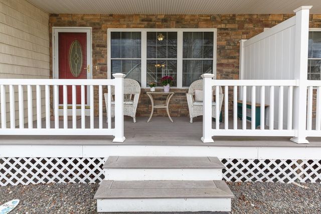 2A Taunton Lane, Hudson, NH 03051