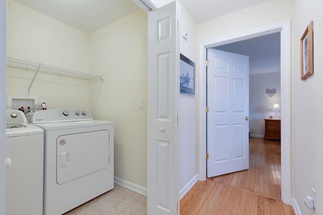 2A Taunton Lane, Hudson, NH 03051