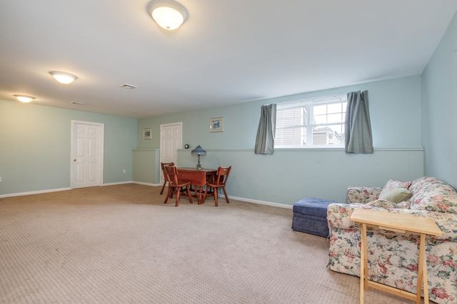 2A Taunton Lane, Hudson, NH 03051