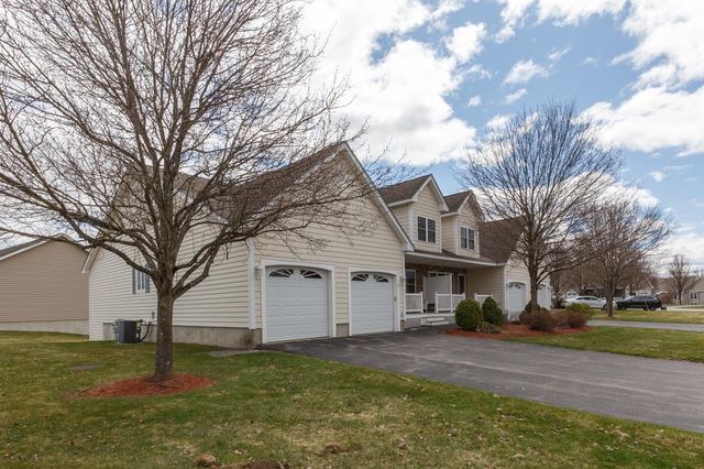 2A Taunton Lane, Hudson, NH 03051