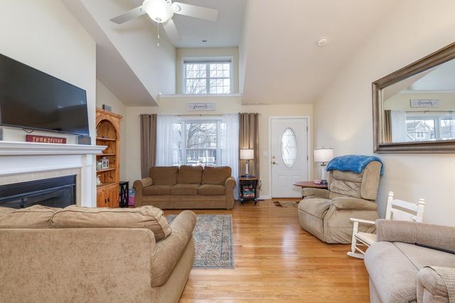 2A Taunton Lane, Hudson, NH 03051