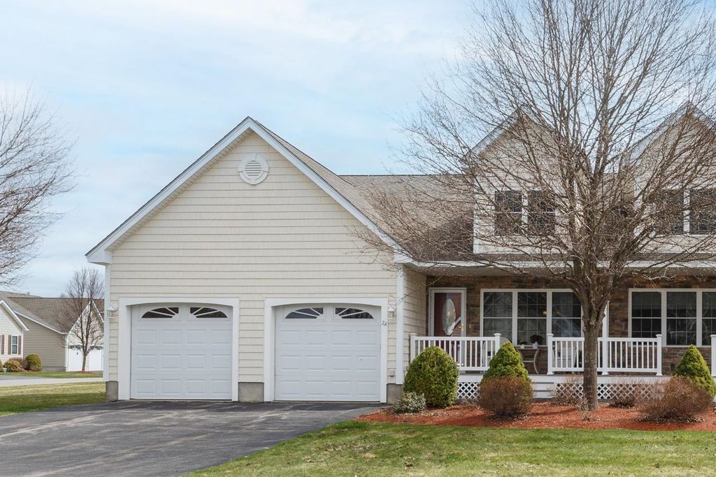 2A Taunton Lane, Hudson, NH 03051