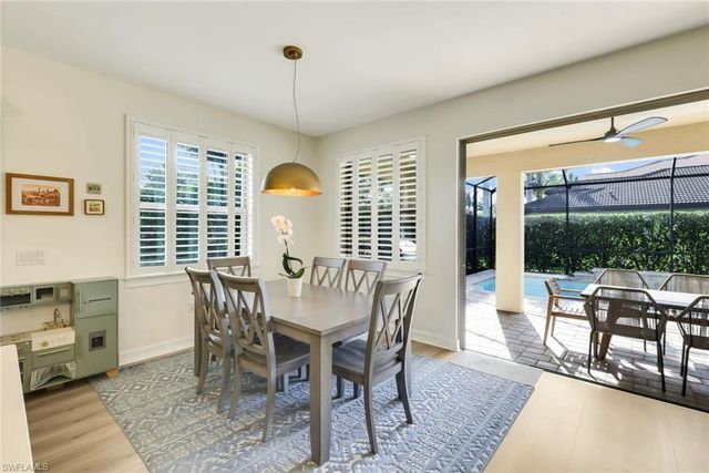 16357 Aberdeen WAY, Naples, FL 34110