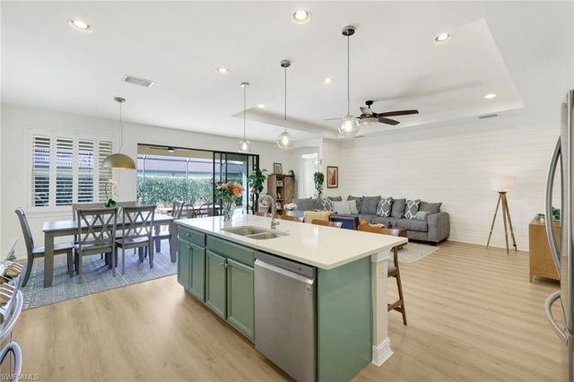 16357 Aberdeen WAY, Naples, FL 34110