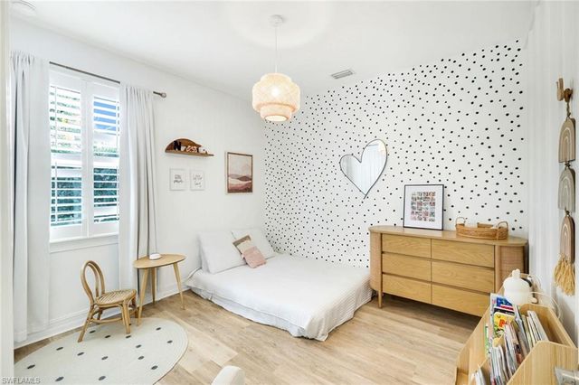 16357 Aberdeen WAY, Naples, FL 34110