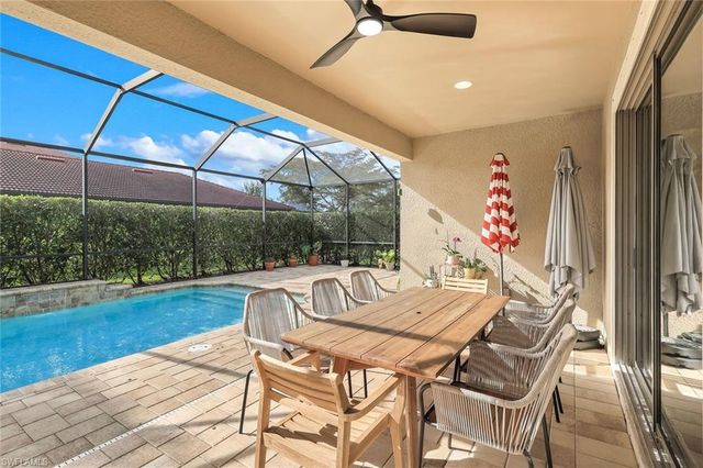 16357 Aberdeen WAY, Naples, FL 34110