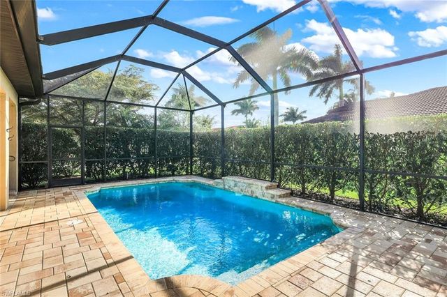 16357 Aberdeen WAY, Naples, FL 34110