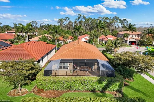 16357 Aberdeen WAY, Naples, FL 34110