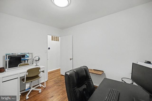 4703 TARA DR, Fairfax, VA 22032