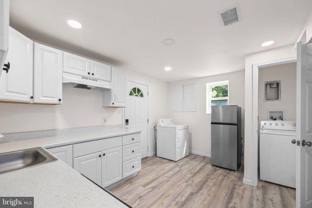 4703 TARA DR, Fairfax, VA 22032