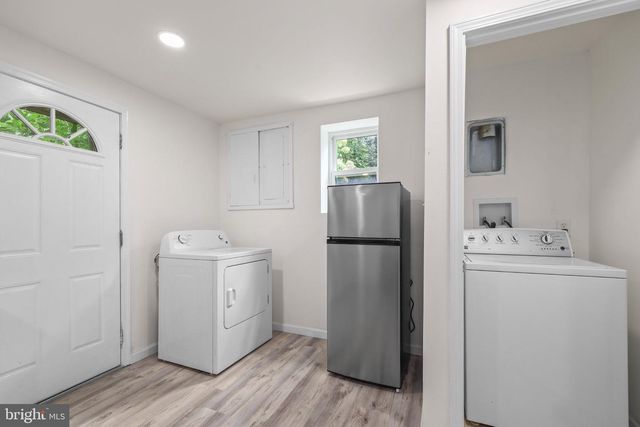 4703 TARA DR, Fairfax, VA 22032