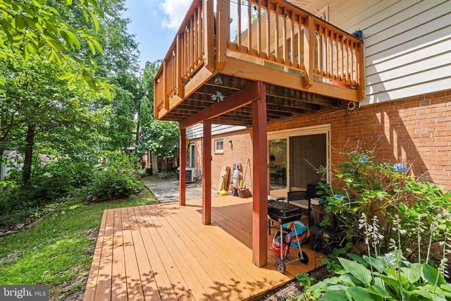 4703 TARA DR, Fairfax, VA 22032