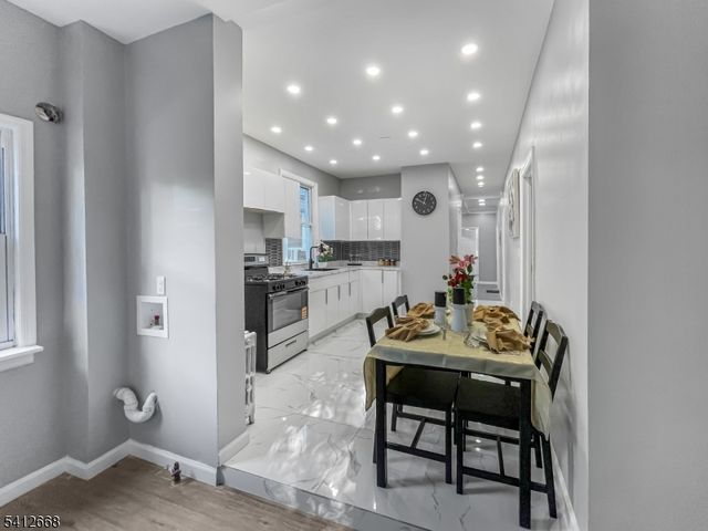 39 Brookdale Ave, Newark City, NJ 07106